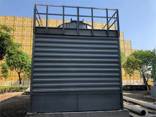 冷卻塔的進(jìn)出塔的溫差掌握極為重要,冷卻塔的進(jìn)出水溫差